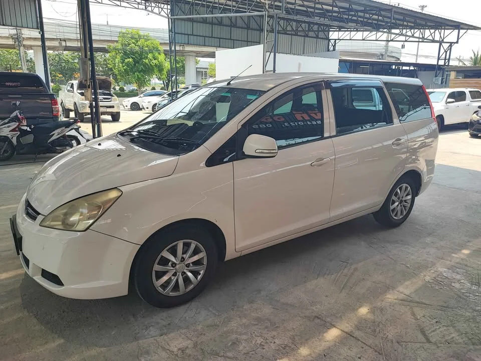 2012 Proton Exora 3