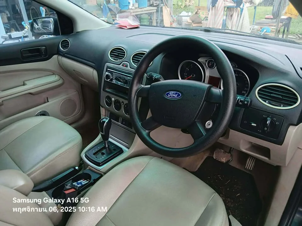 2005 Ford Focus II 3