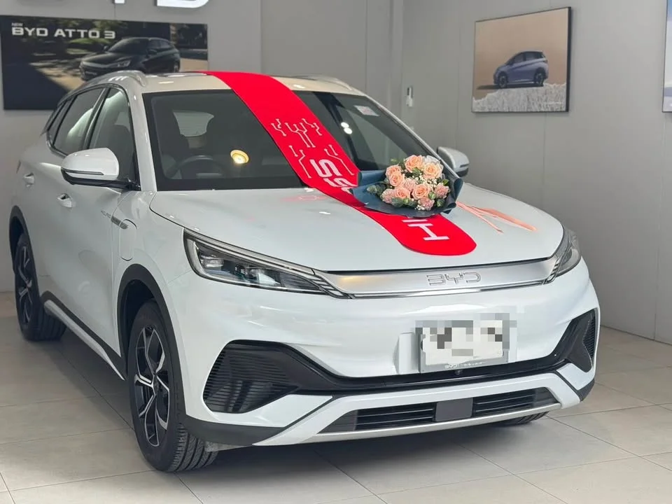 2024 BYD Atto 3 2