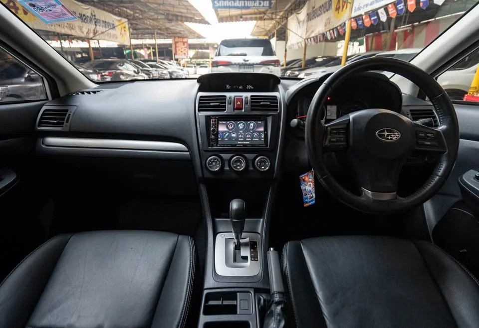 2013 Subaru XV I 2