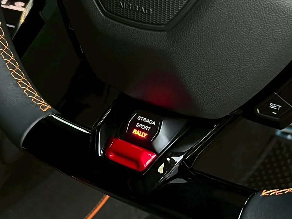 2023 Lamborghini Huracan 2