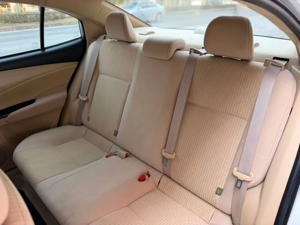 2017 Toyota Yaris ATIV III 3