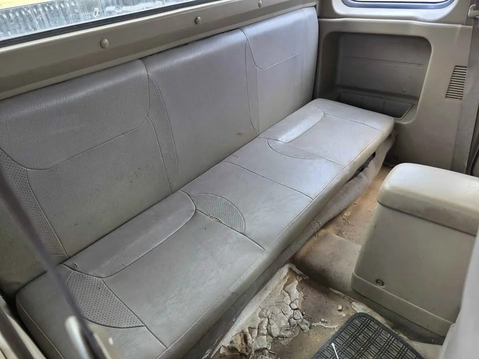 2005 Nissan Frontier I 3
