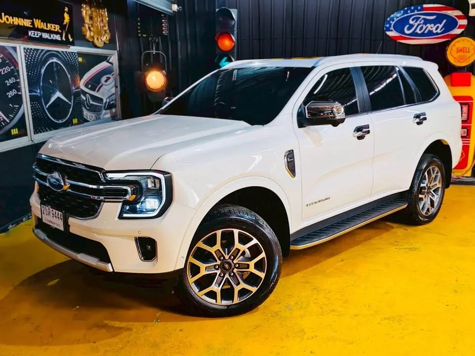 2022 Ford Everest III 2