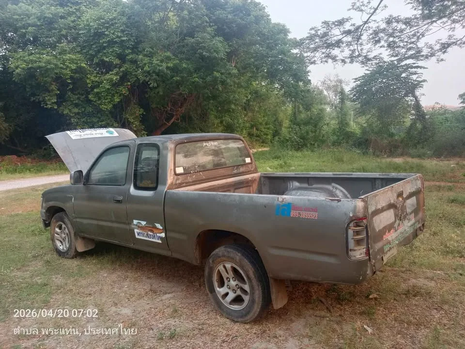 2000 Toyota Hilux Tiger VI 2