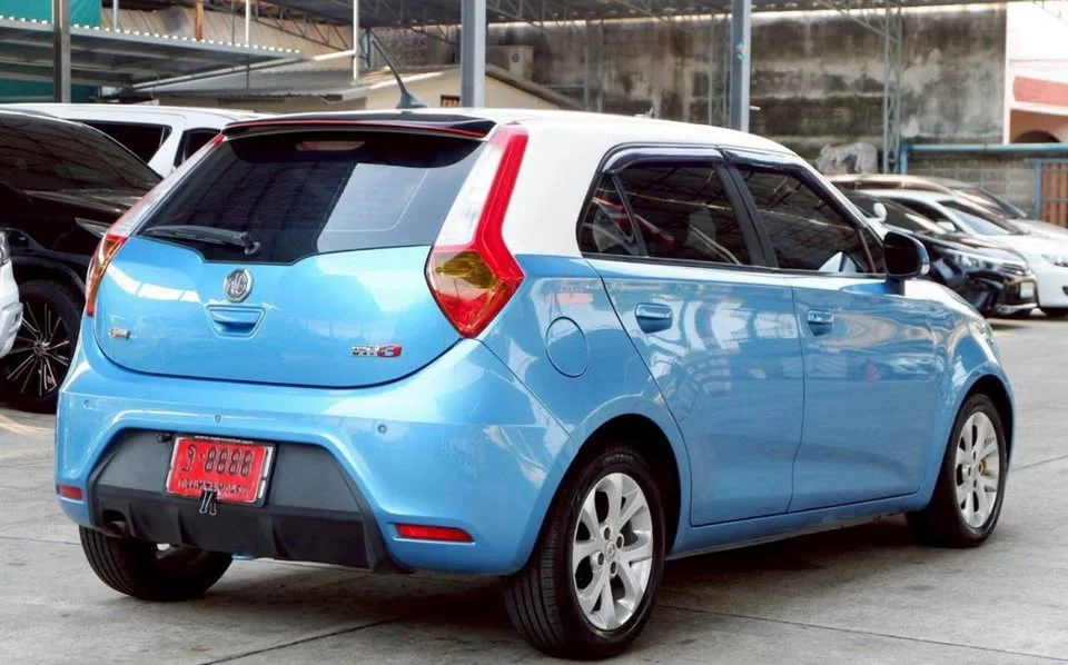 2015 MG 3 II 2