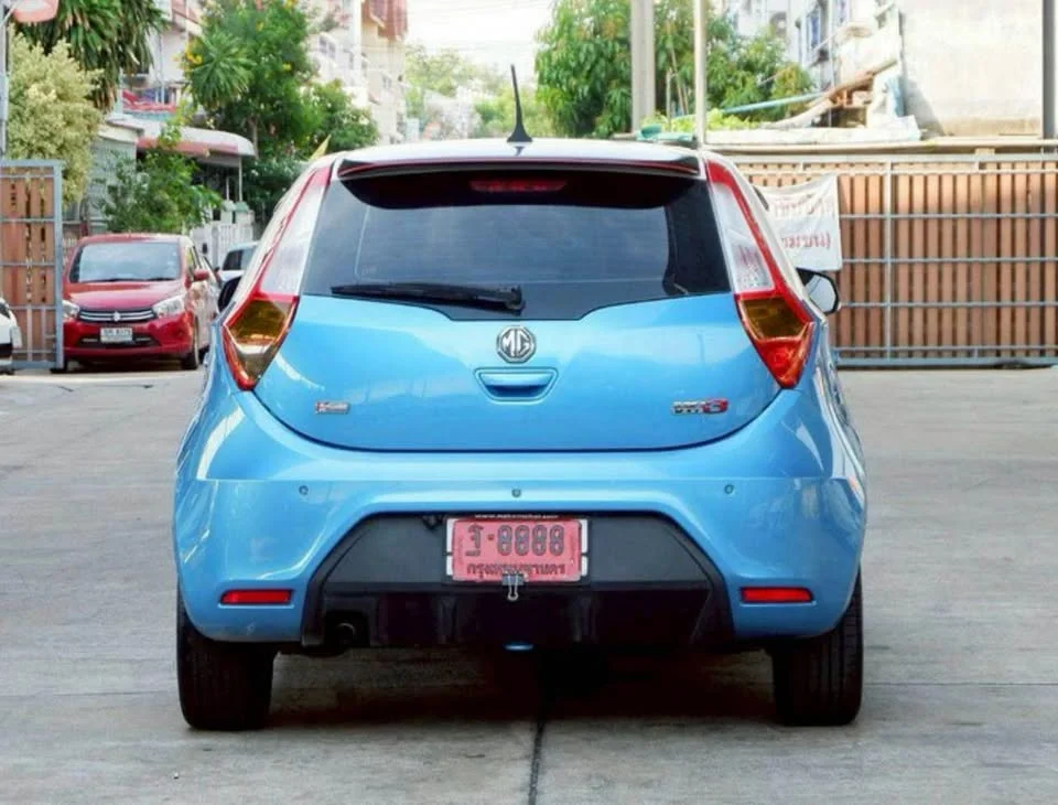 2015 MG 3 II 3