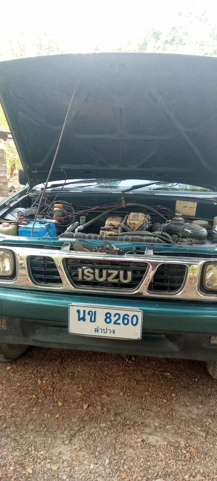 1989 Isuzu TFR III 2