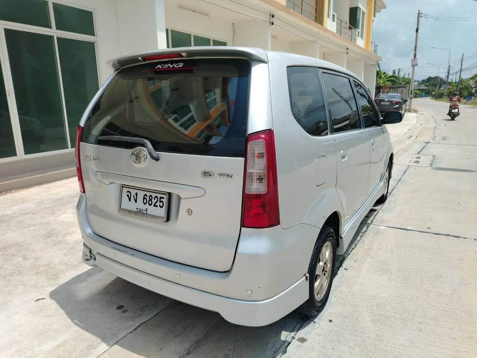2006 Toyota Avanza I 3