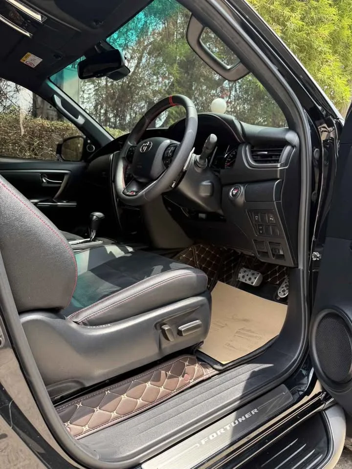 2024 Toyota Fortuner II 2