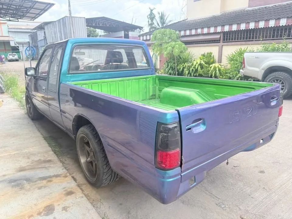1993 Isuzu TFR III 3