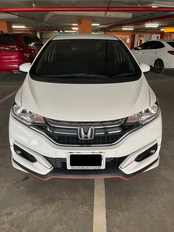 2020 Honda Jazz III 2