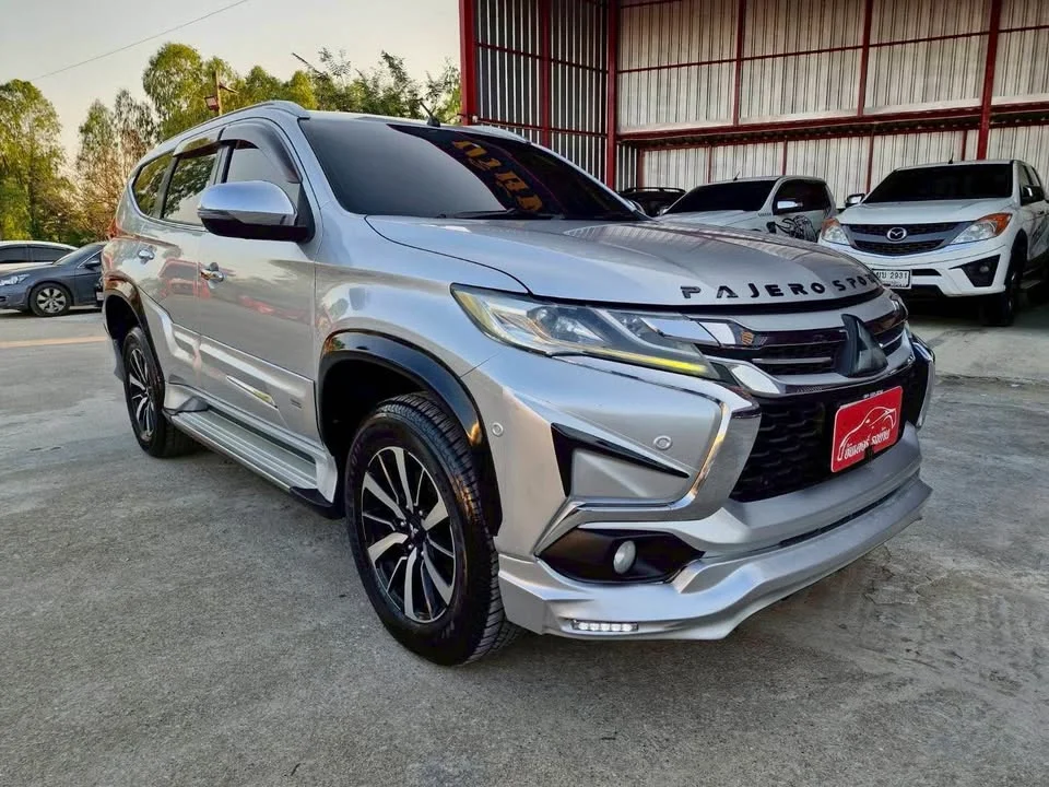 2016 Mitsubishi Pajero Sport III 3