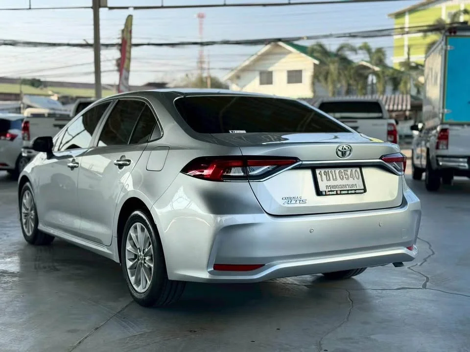 2020 Toyota Corolla Altis XII (E210) 3