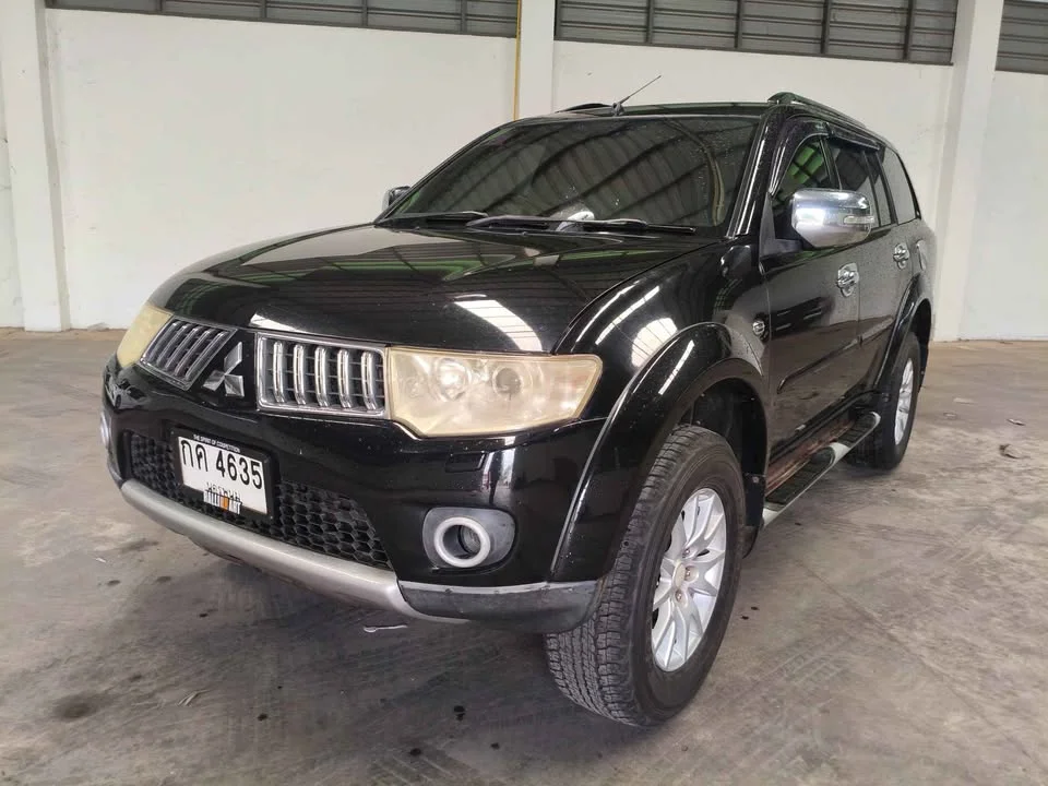 2012 Mitsubishi Pajero Sport II 2
