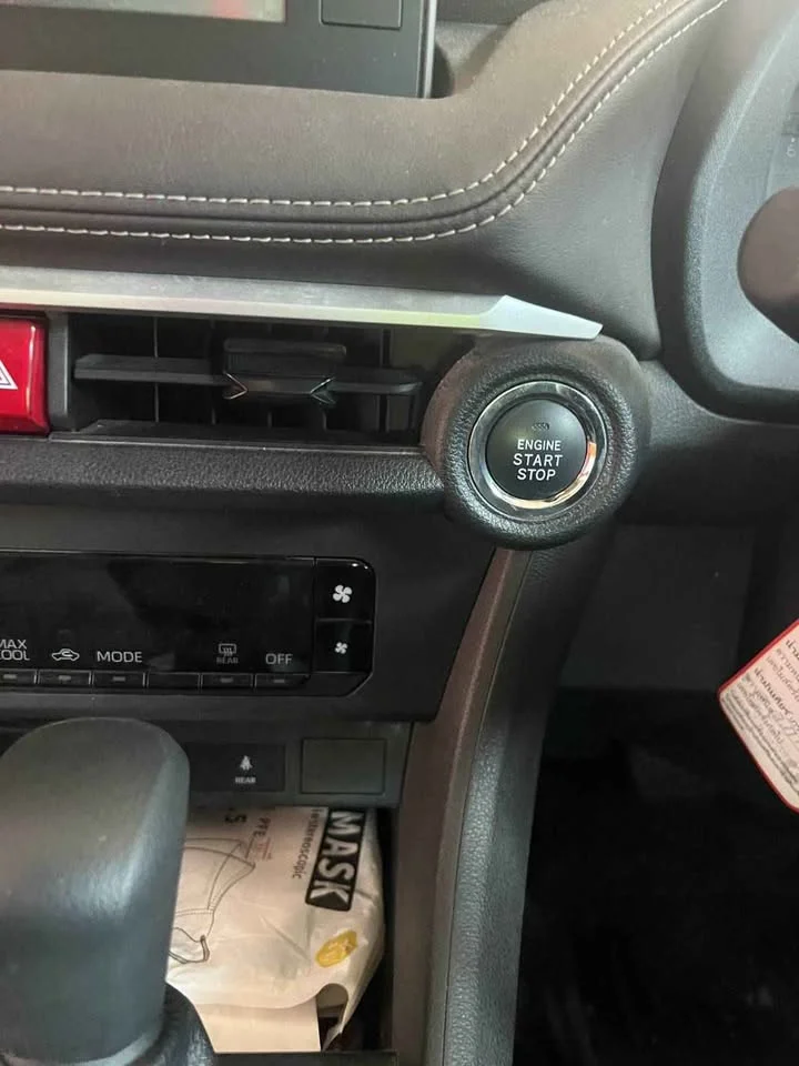 2023 Toyota Yaris ATIV IV 2
