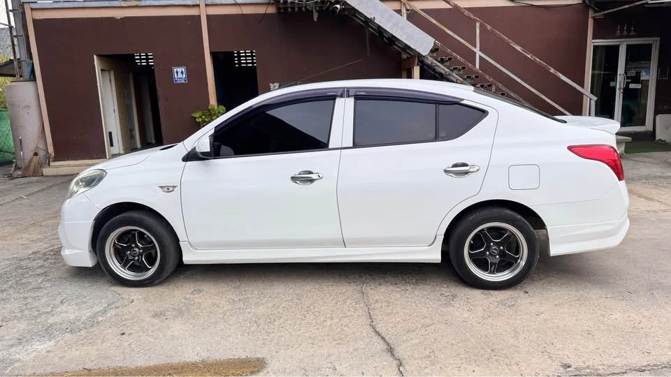 2013 Nissan Almera N17 3