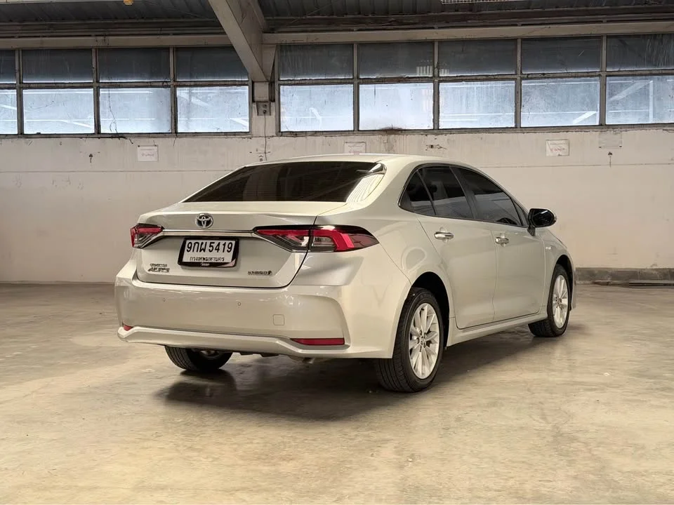 2019 Toyota Corolla Altis XII (E210) 3