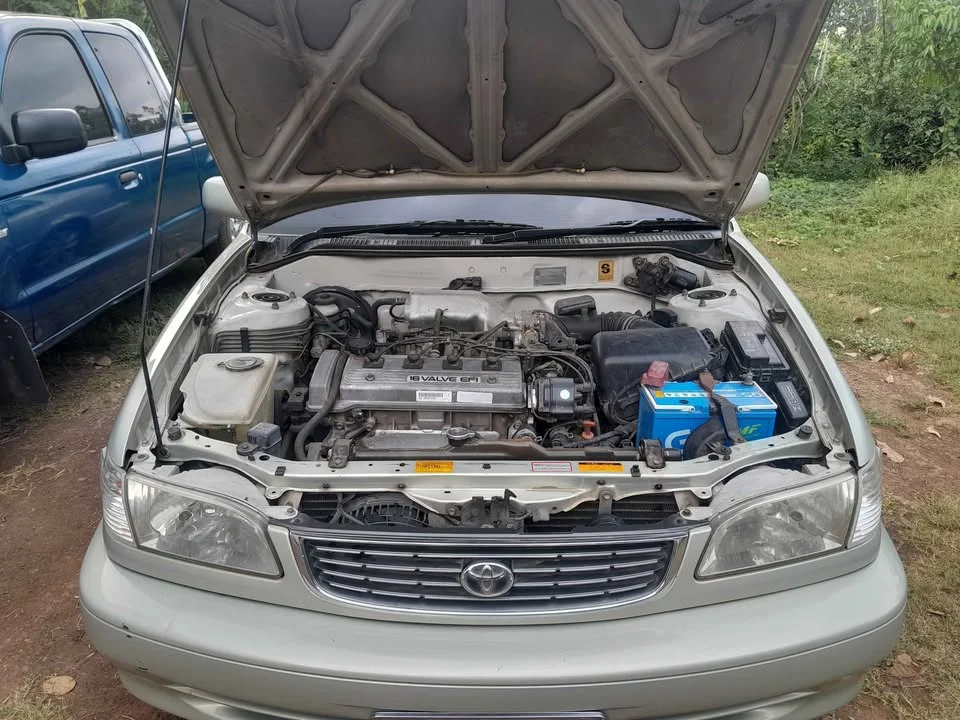 2000 Toyota Corolla Altis VIII (E110) 3