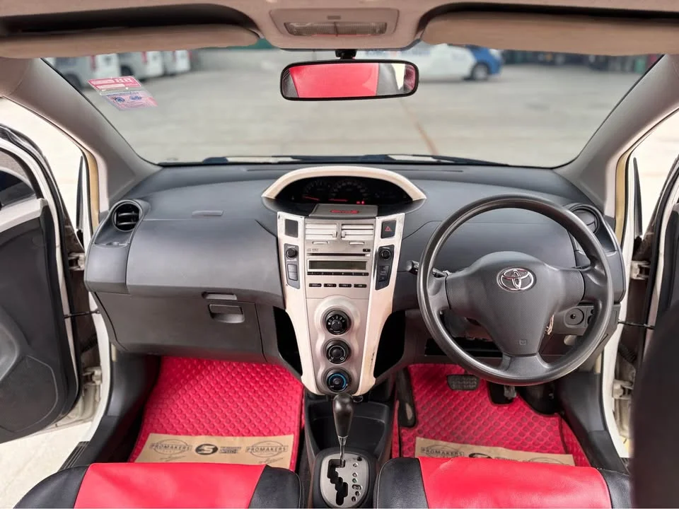2009 Toyota Yaris II 3