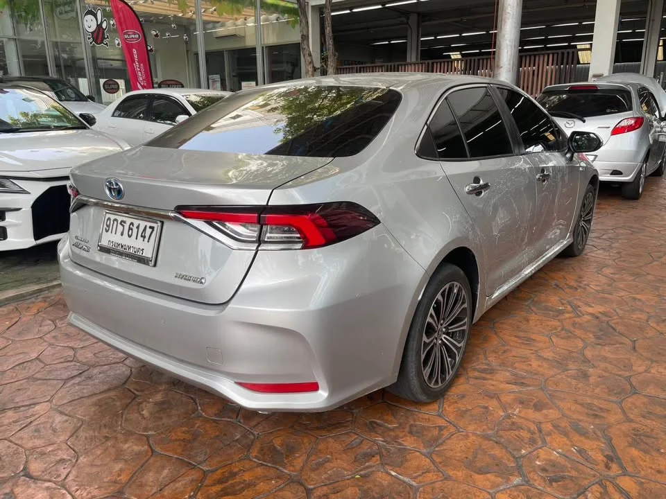 2019 Toyota Corolla Altis XII (E210) 3