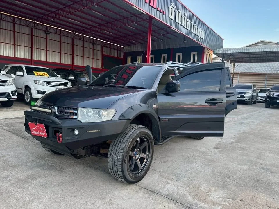 2009 Mitsubishi Pajero Sport II 3
