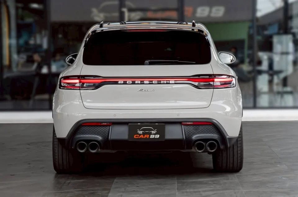 2022 Porsche Macan I 2