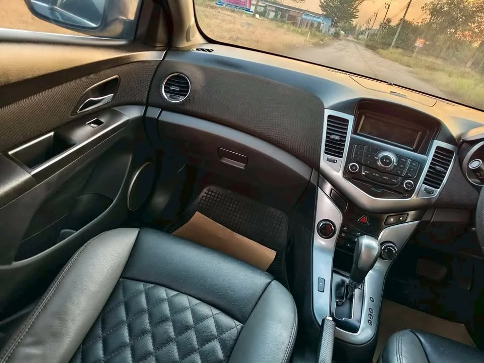 2011 Chevrolet Cruze I 2