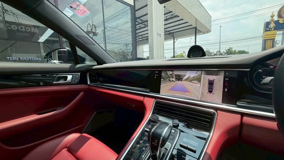 2022 Porsche Panamera II 3