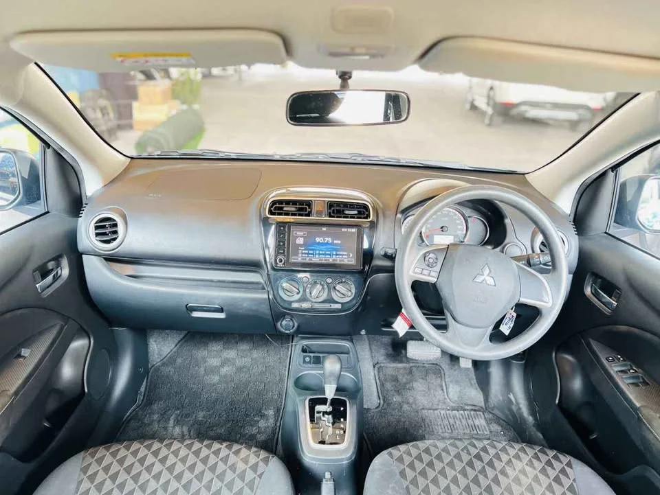 2021 Mitsubishi Mirage VI 3