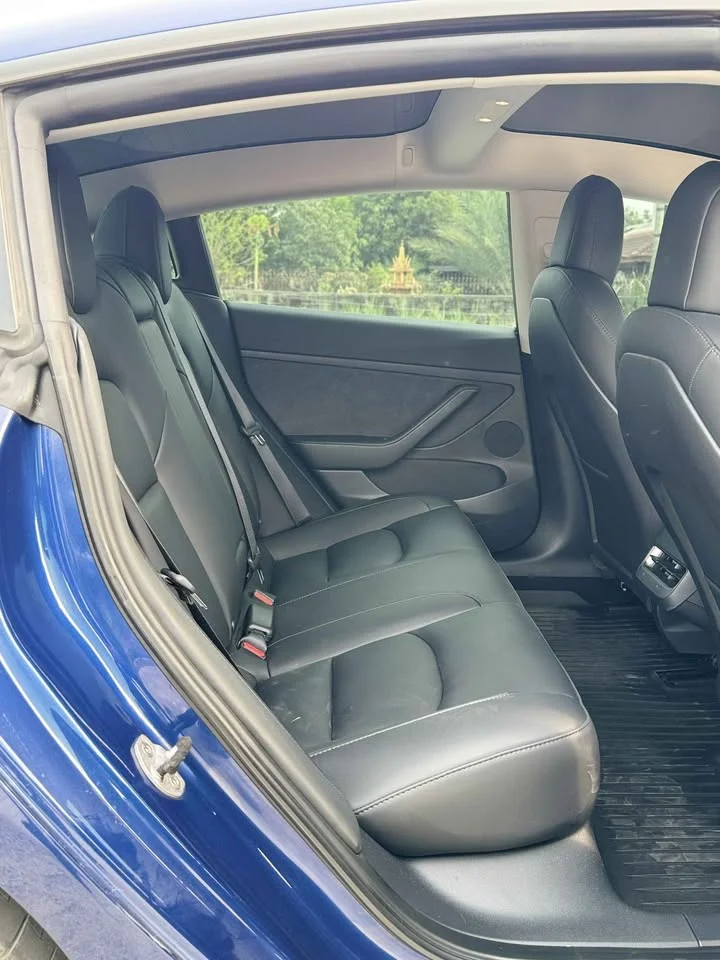 2023 Tesla Model 3 3