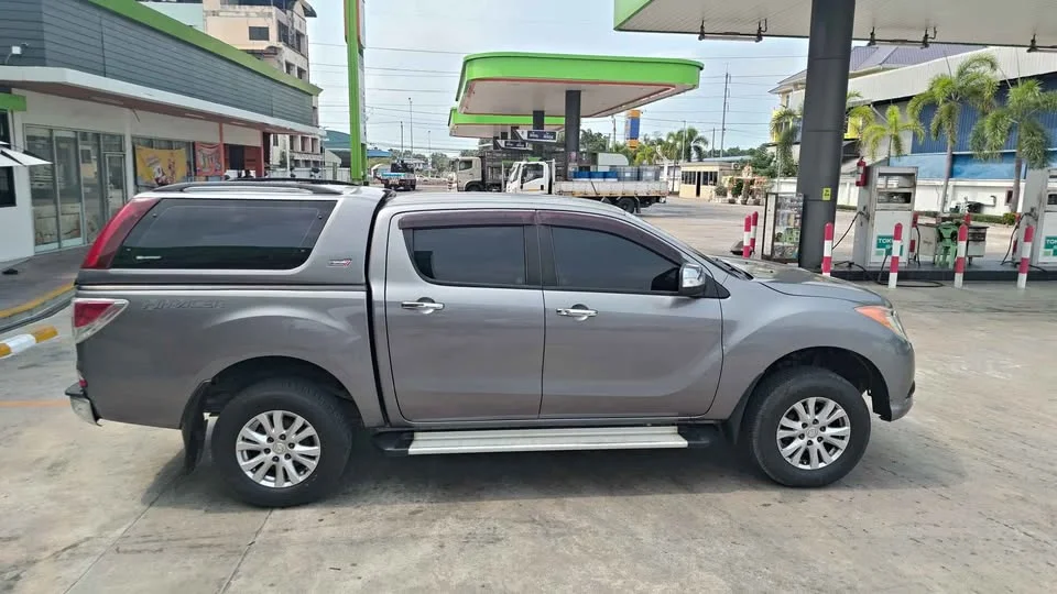 2012 Mazda BT-Series II 3