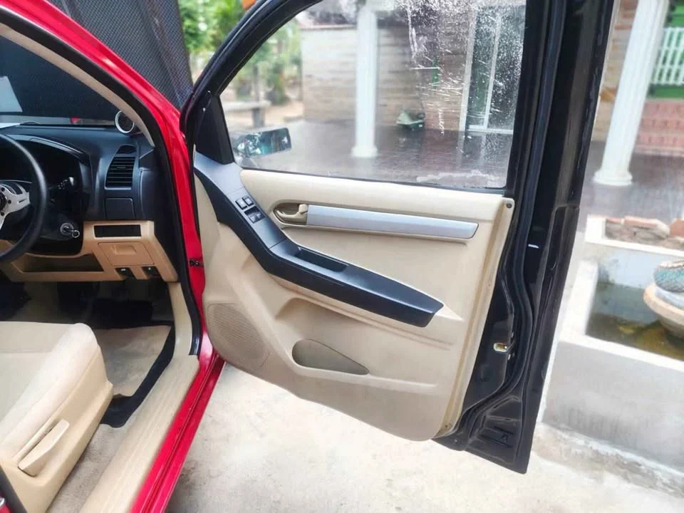 2017 Isuzu D-Max II (RT) 3