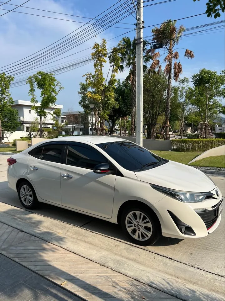 2018 Toyota Yaris ATIV III 3