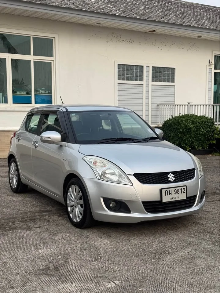 2013 Suzuki Swift II 3