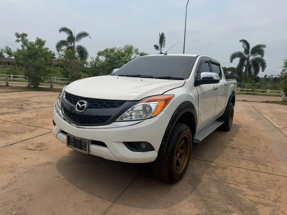 2013 Mazda BT-Series II 3