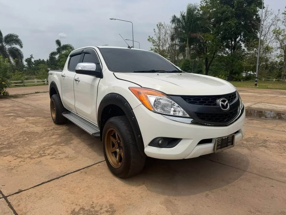 2013 Mazda BT-Series II 2