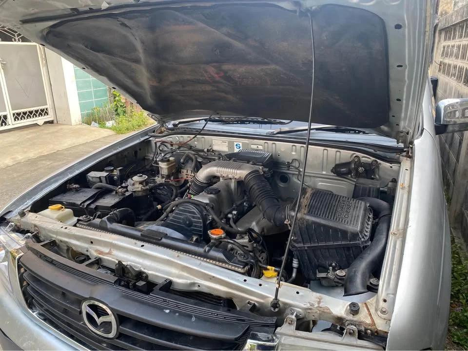 2005 Mazda 2500 Fighter V 3