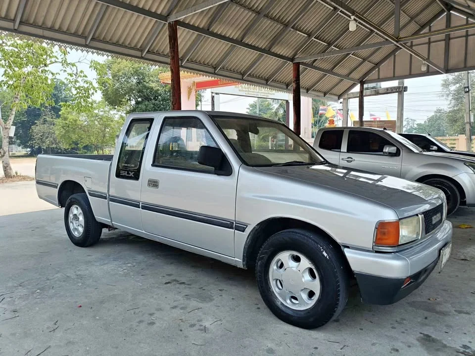 1994 Isuzu TFR III 3