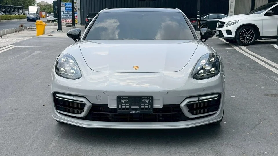 2022 Porsche Panamera II 2