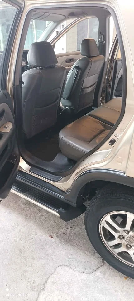 2004 Honda CR-V II 2