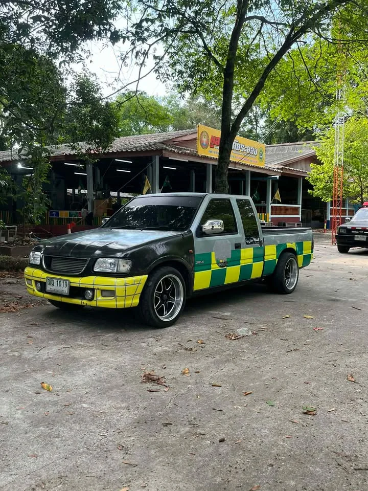 2000 Isuzu Faster Dragon Eyes III 2
