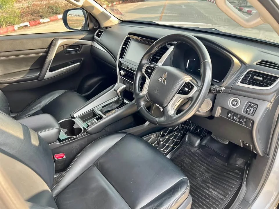 2020 Mitsubishi Pajero Sport III 3