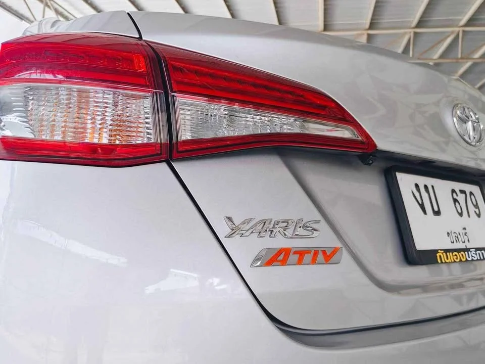 2018 Toyota Yaris ATIV III 2