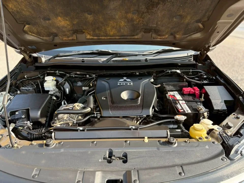 2016 Mitsubishi Pajero Sport III 3