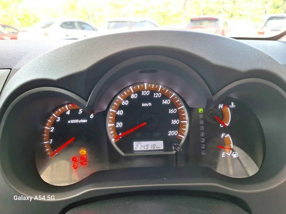 2015 Toyota Hilux VII 3