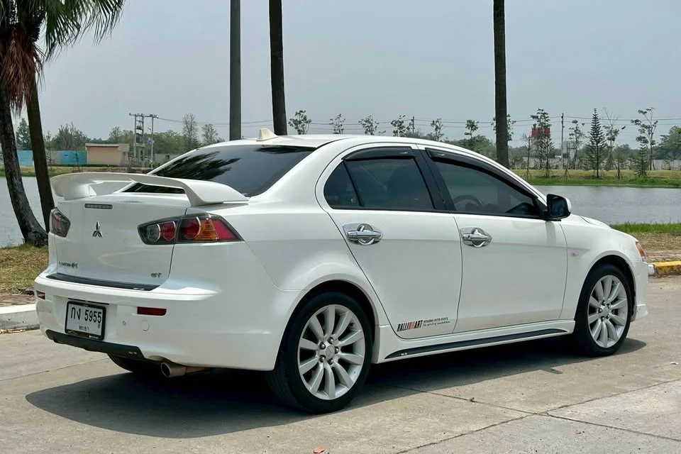 2009 Mitsubishi Lancer IX 2