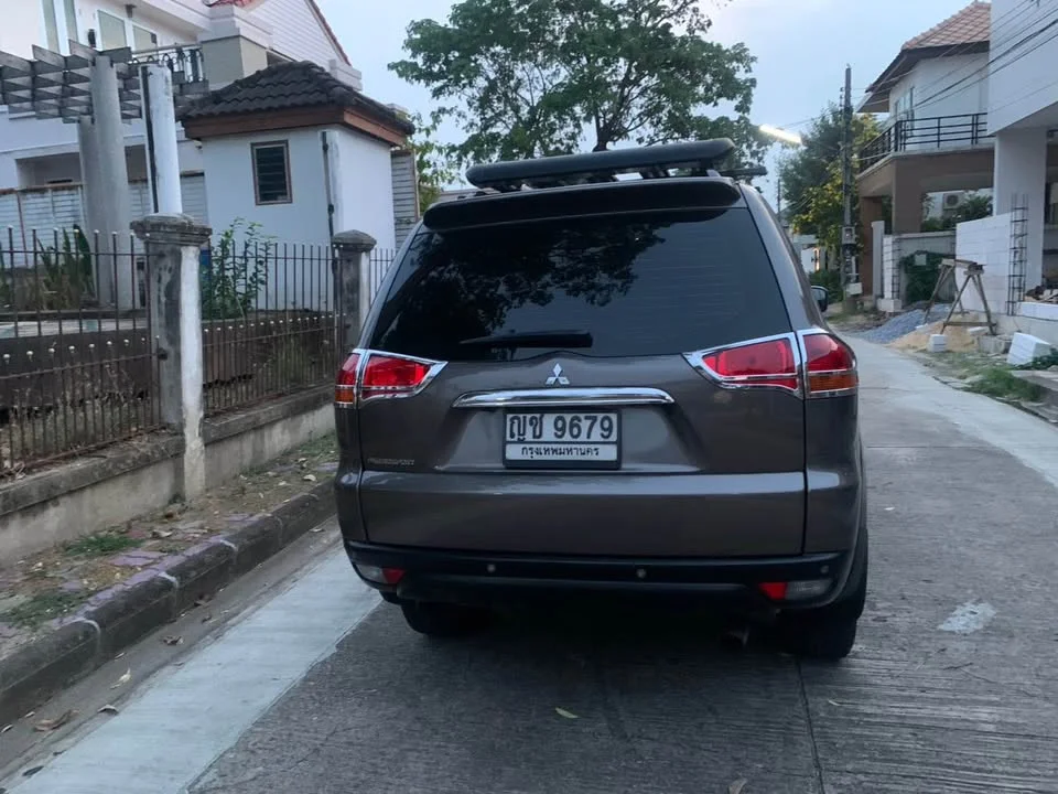 2011 Mitsubishi Pajero Sport II 3