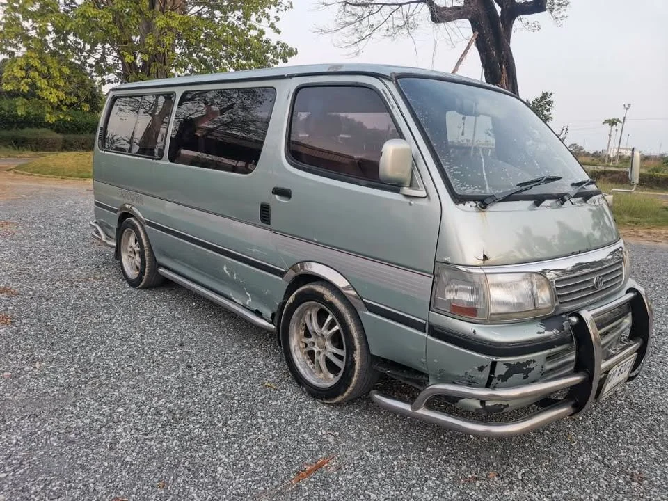 1990 Toyota Commuter IV (H100) 2