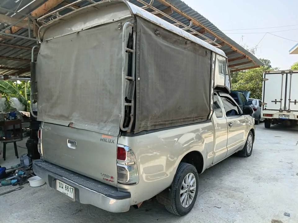2012 Toyota Hilux VII 2